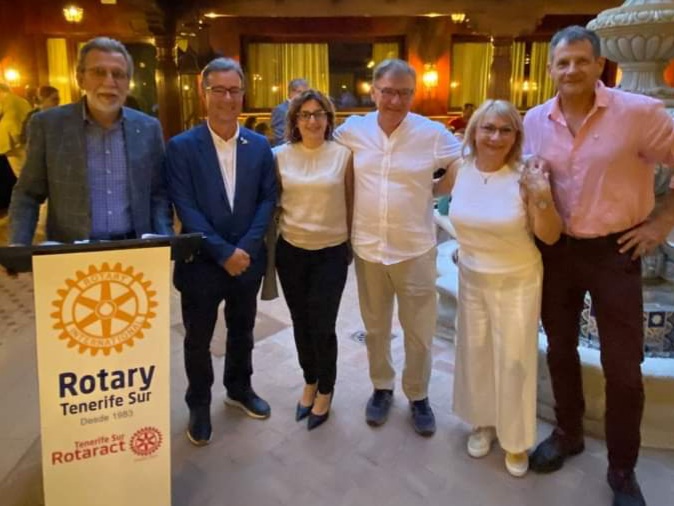 Nos visita un numeroso grupo de compañeros del Rotary Club Konstanz de Alemania